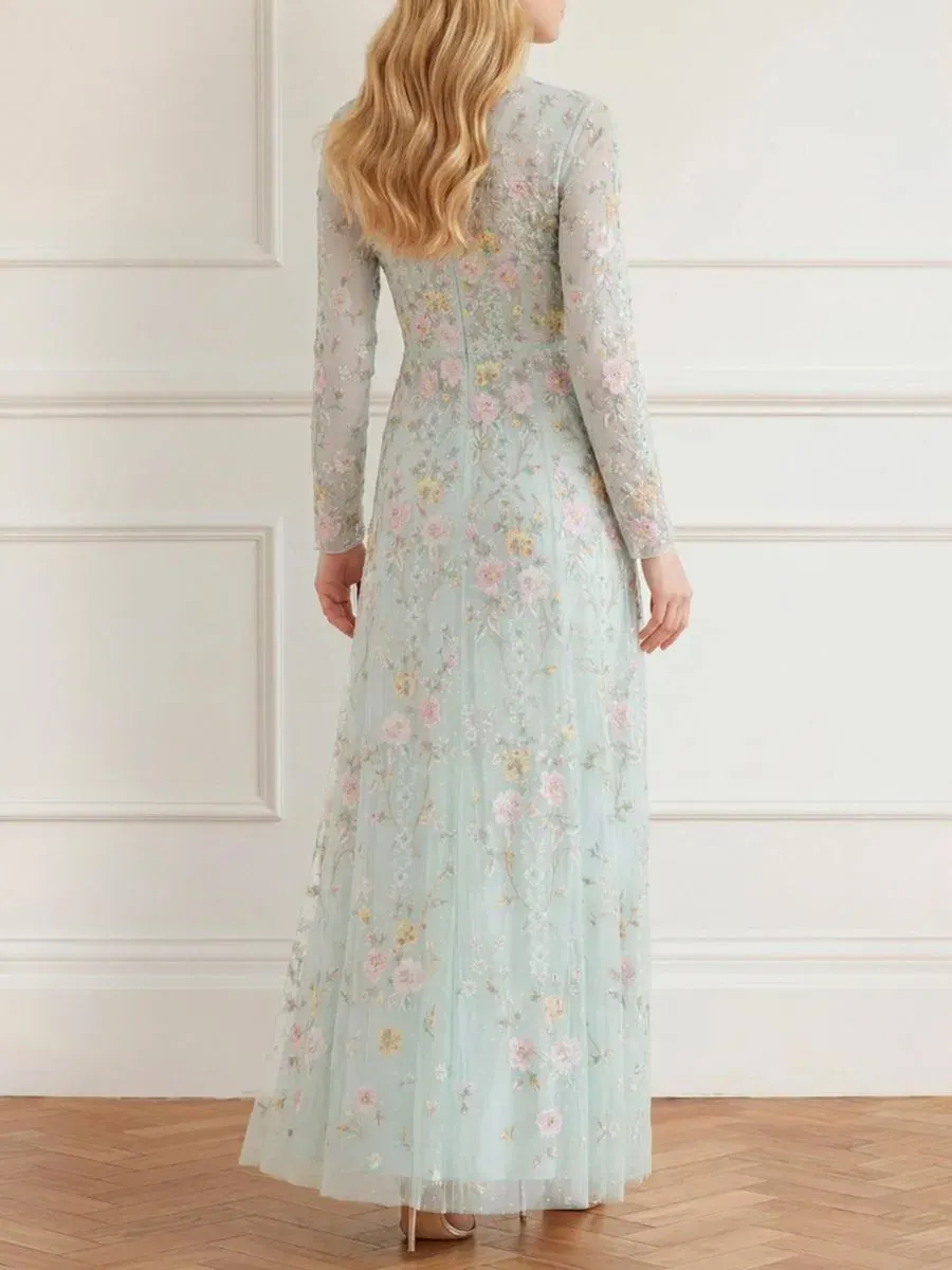 Платье-макси с длинным рукавом с цветочной вышивкой Garden Rose Needle & Thread — изображение 4 из 4, пастельный мятный