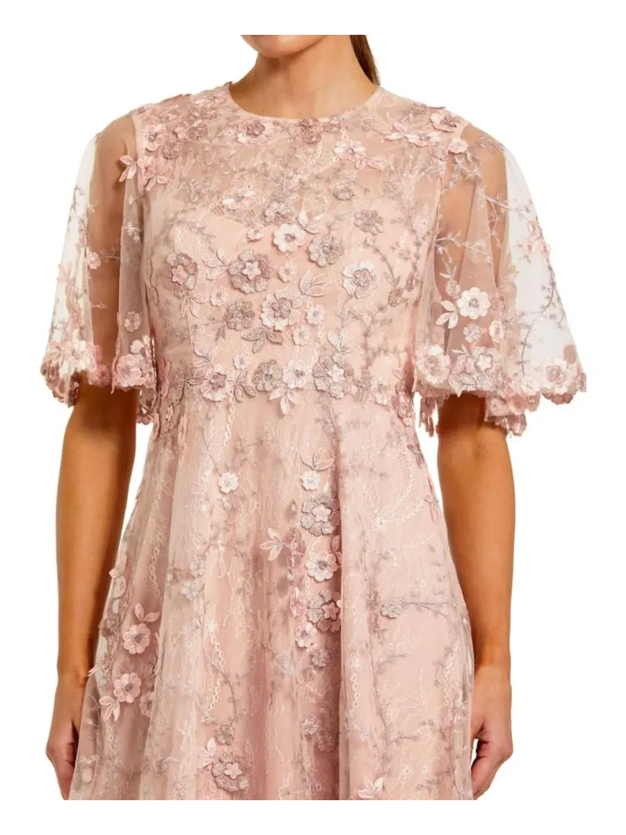 Платье-миди с вышивкой, с рукавами-фонариками, Petite Flutter Sleeve Embroidered Midi Dress Mac — изображение 3 из 3