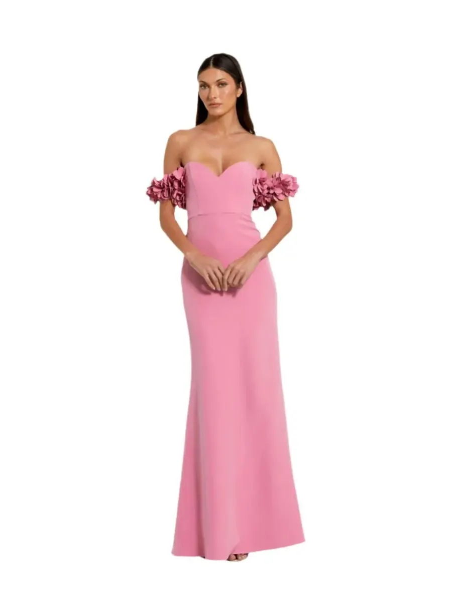 Mac Duggal Женское платье из крепа с открытыми плечами и объемными цветами — изображение 1 из 3, розовый