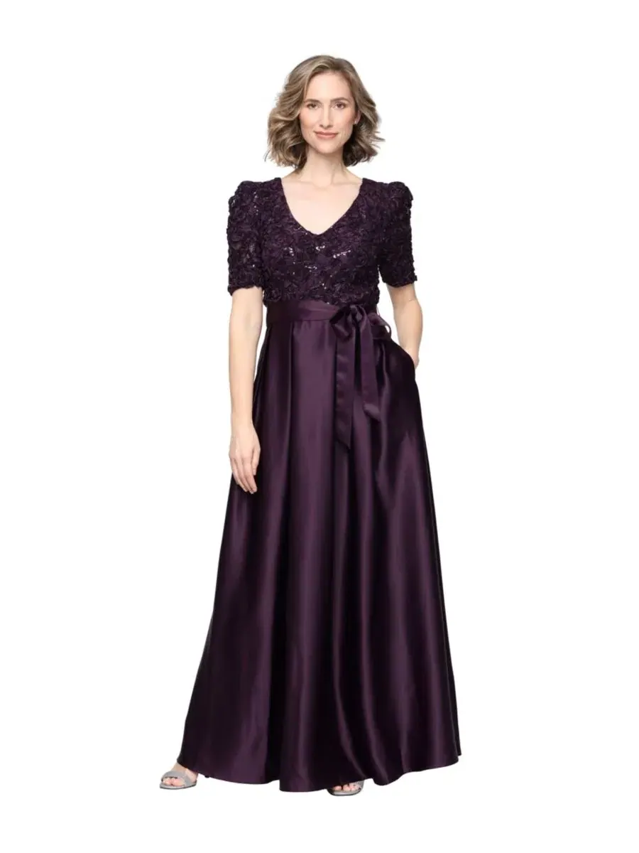 Платье-баллон с V-образным вырезом, модель Petite V-Neck A-Line Ball Gown Alex Evenings — изображение 1 из 3, сливовый