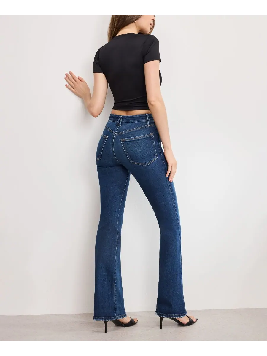 Женские джинсы Soft Tech Good Classic Bootcut, стандартные и большие размеры Good American — изображение 5 из 10, индиго