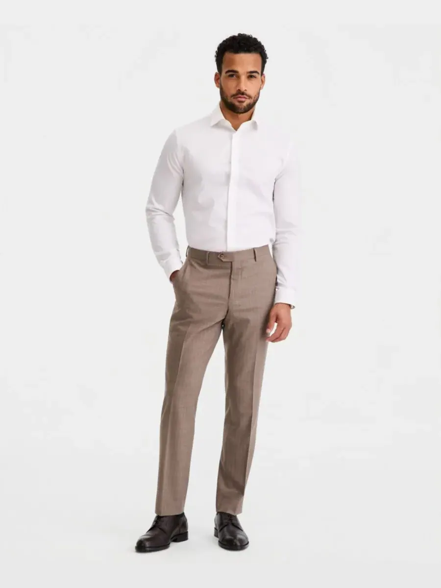 Мужской костюм современного кроя, состоящий из отдельных брюк Ted Baker