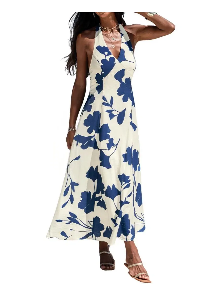 Платье-макси с запахом Just the Beginning Floral Halter Maxi Cupshe — изображение 2 из 3, синий