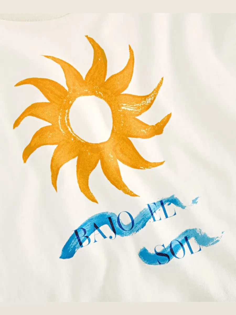 Женская футболка с графическим принтом Bajo El Sol On 34Th — изображение 6 из 6, слоновая кость
