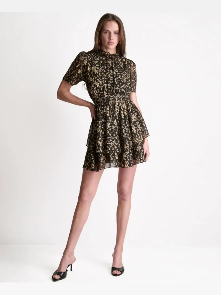 Платье с коротким рукавом-фонариком, с принтом, модель Printed Puff Short-Sleeve Mock-Neck BCBG — изображение 2 из 7, бежевый