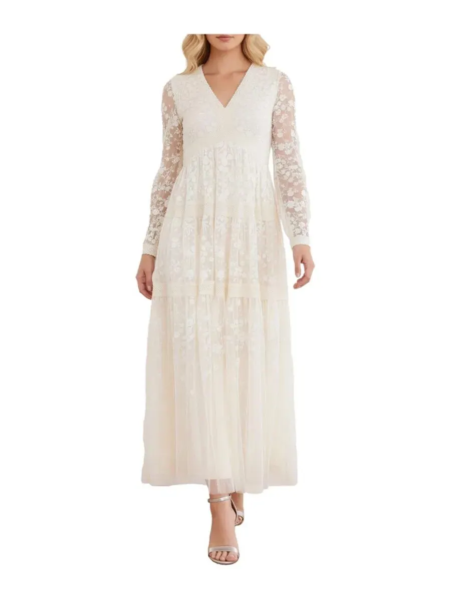 Платье-макси Celestia Ribbon Long Sleeve V-Neck Gown Needle & Thread — изображение 1 из 5, шампань