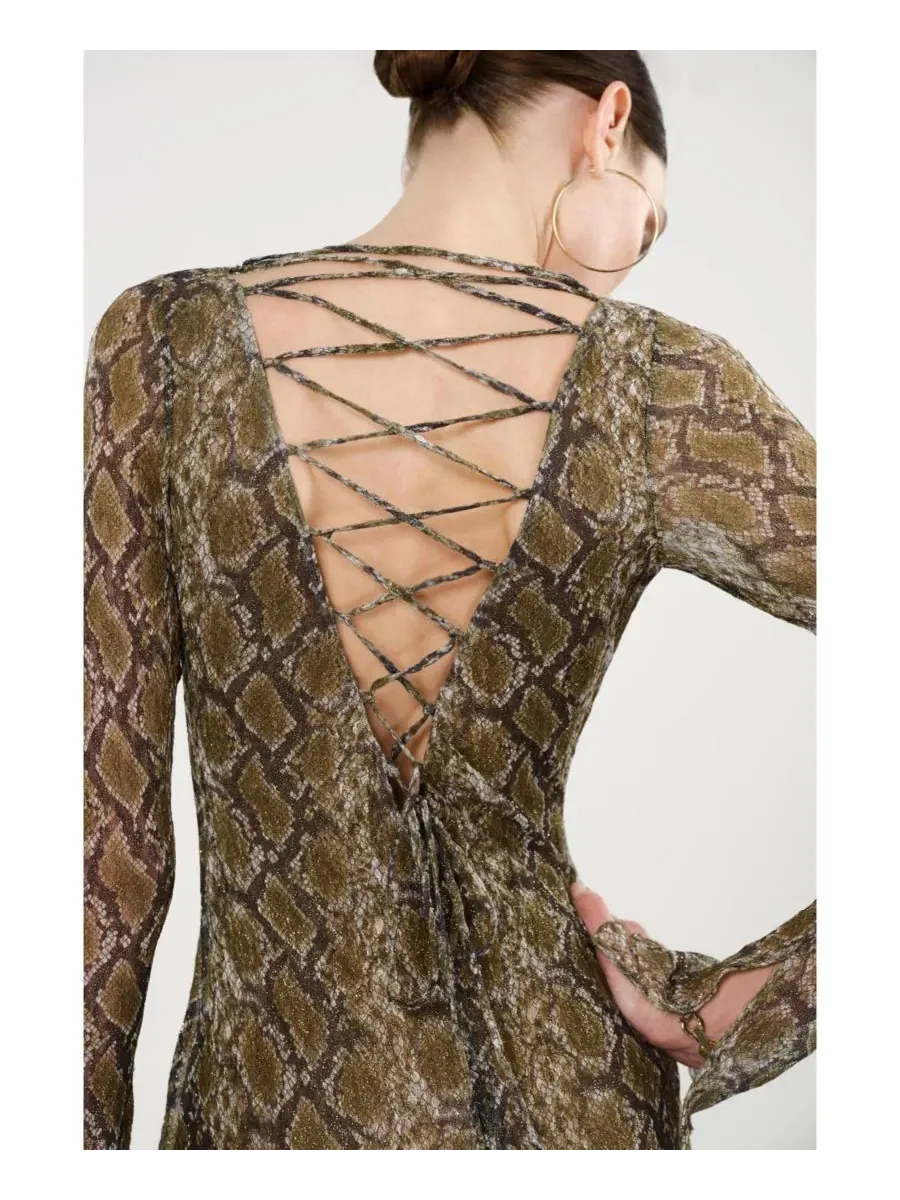 Платье макси с принтом змеи, с длинным рукавом, модель Snake Print Ring Detail NOCTURNE — изображение 8 из 9, мульти