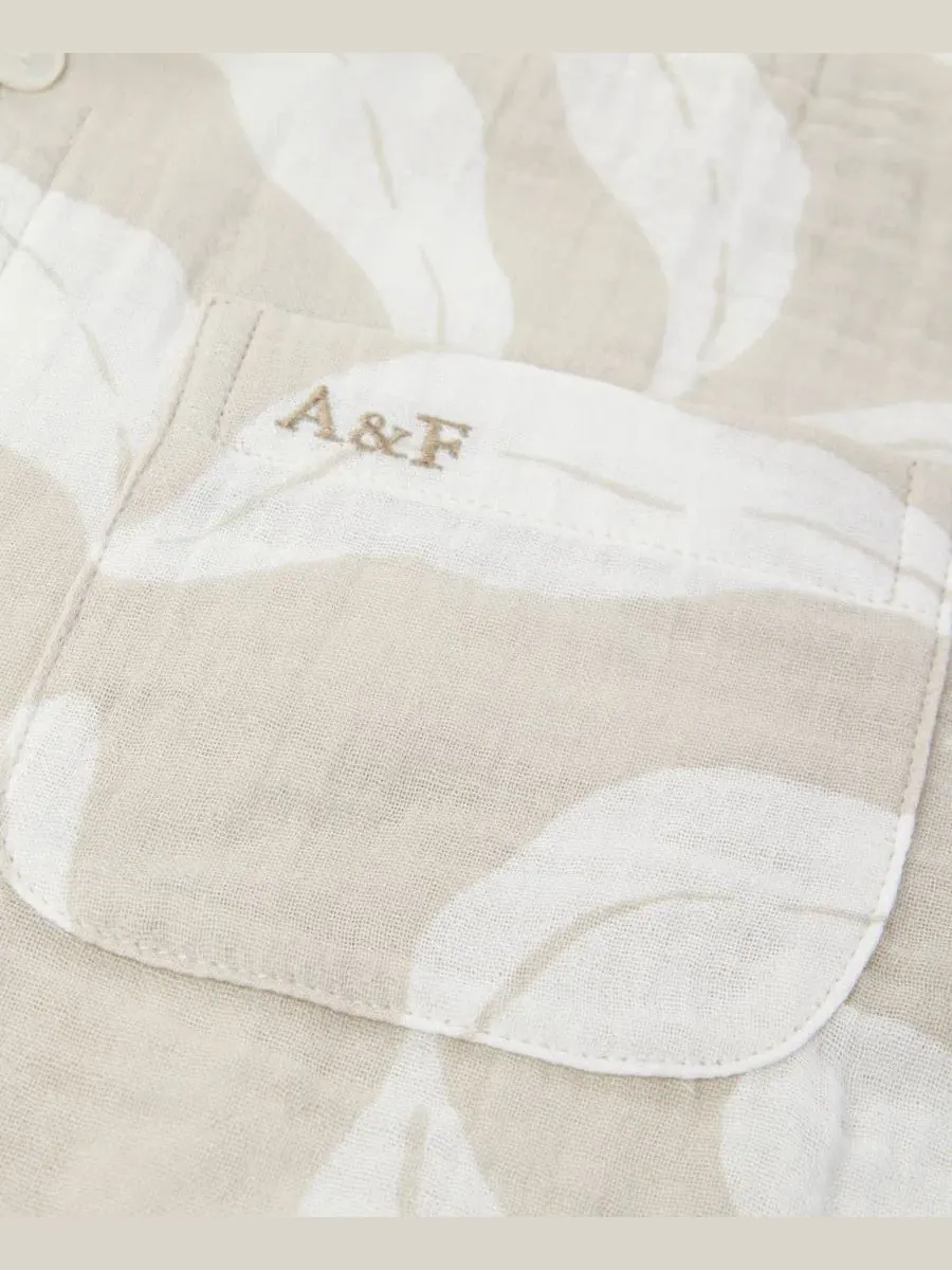 Футболка с коротким рукавом из марли для мальчиков 5-18 лет Abercrombie Kids — изображение 3 из 3, серый