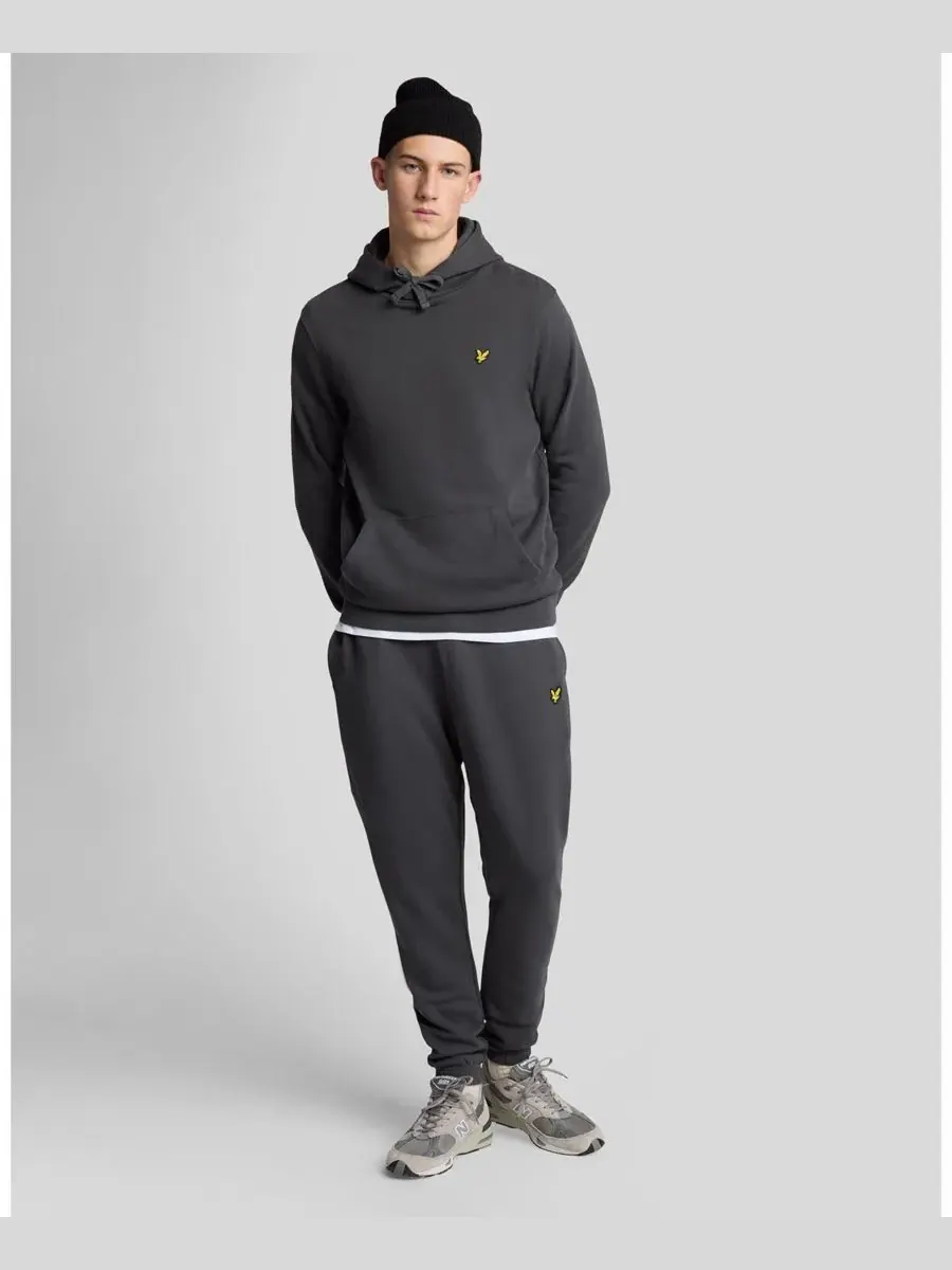 Мужские узкие спортивные брюки Lyle & Scott — изображение 1 из 8, серый