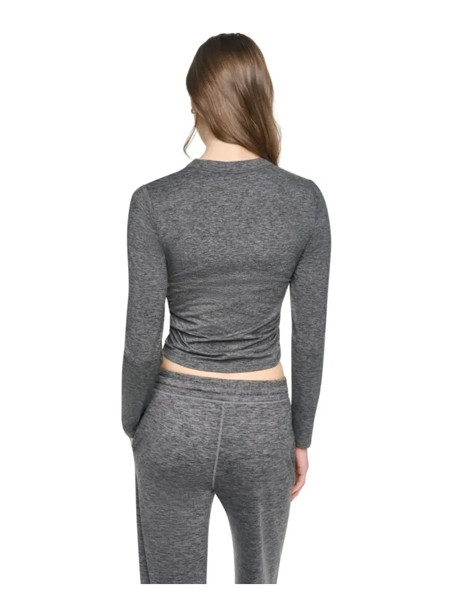 Женский топ с длинным рукавом, укороченный, с боковой сборкой DKNY Sport — изображение 5 из 13, черный