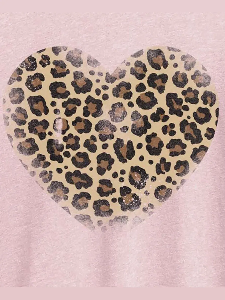 Футболка с принтом Leopard Heart, Plus Size Hybrid Apparel — изображение 3 из 3, розовый