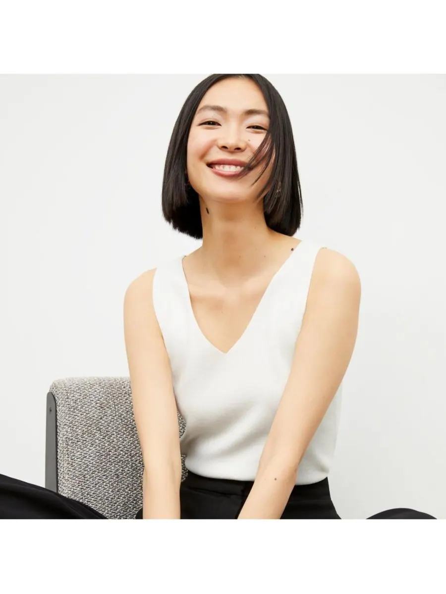 Женская майка Alecia с V-образным вырезом - Eco 365Knit MMLaFleur — изображение 7 из 8, белый