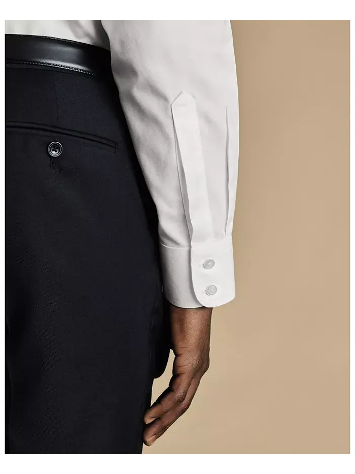 Мужская классическая рубашка Slim-Fit Charles Tyrwhitt — изображение 3 из 5, белый