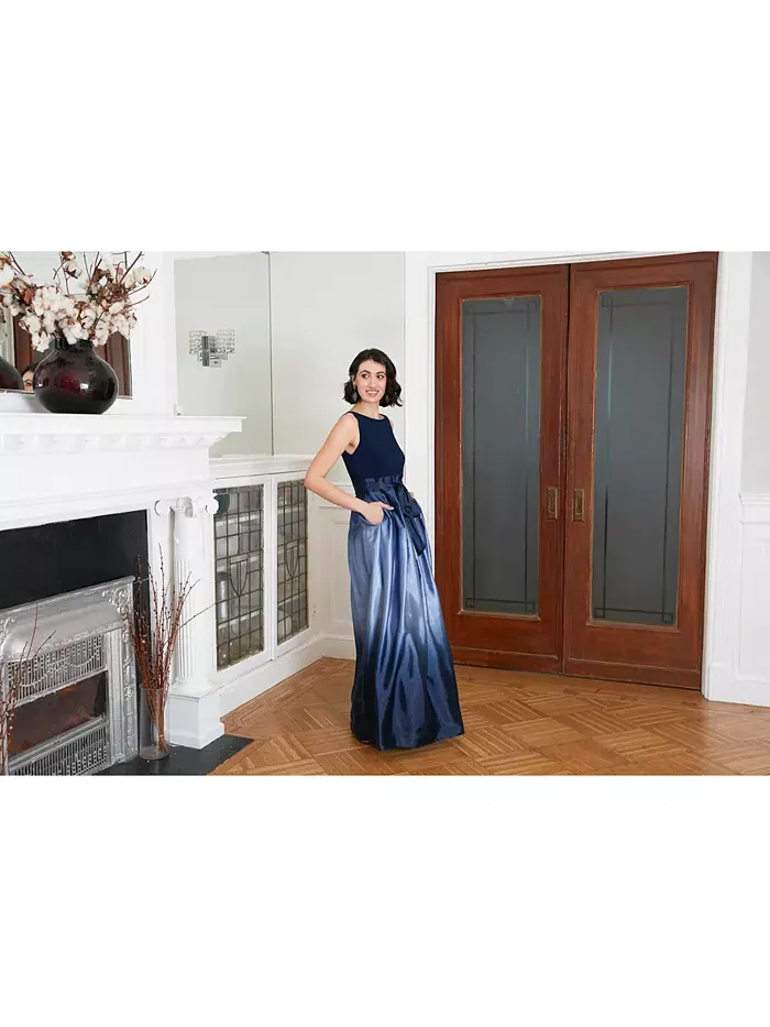 Платье с атласным бантом в технике омбре SL Fashions — изображение 5 из 6, темно-синий