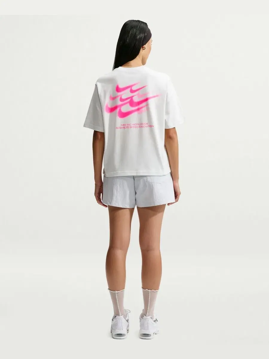 Футболка женская свободного кроя Sportswear Classic Nike — изображение 5 из 5, белый