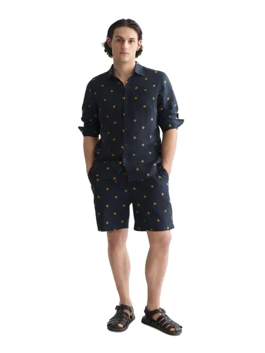 Мужские шорты из смесовой льняной ткани с принтом SCOTCH & SODA — изображение 2 из 6, золотистый