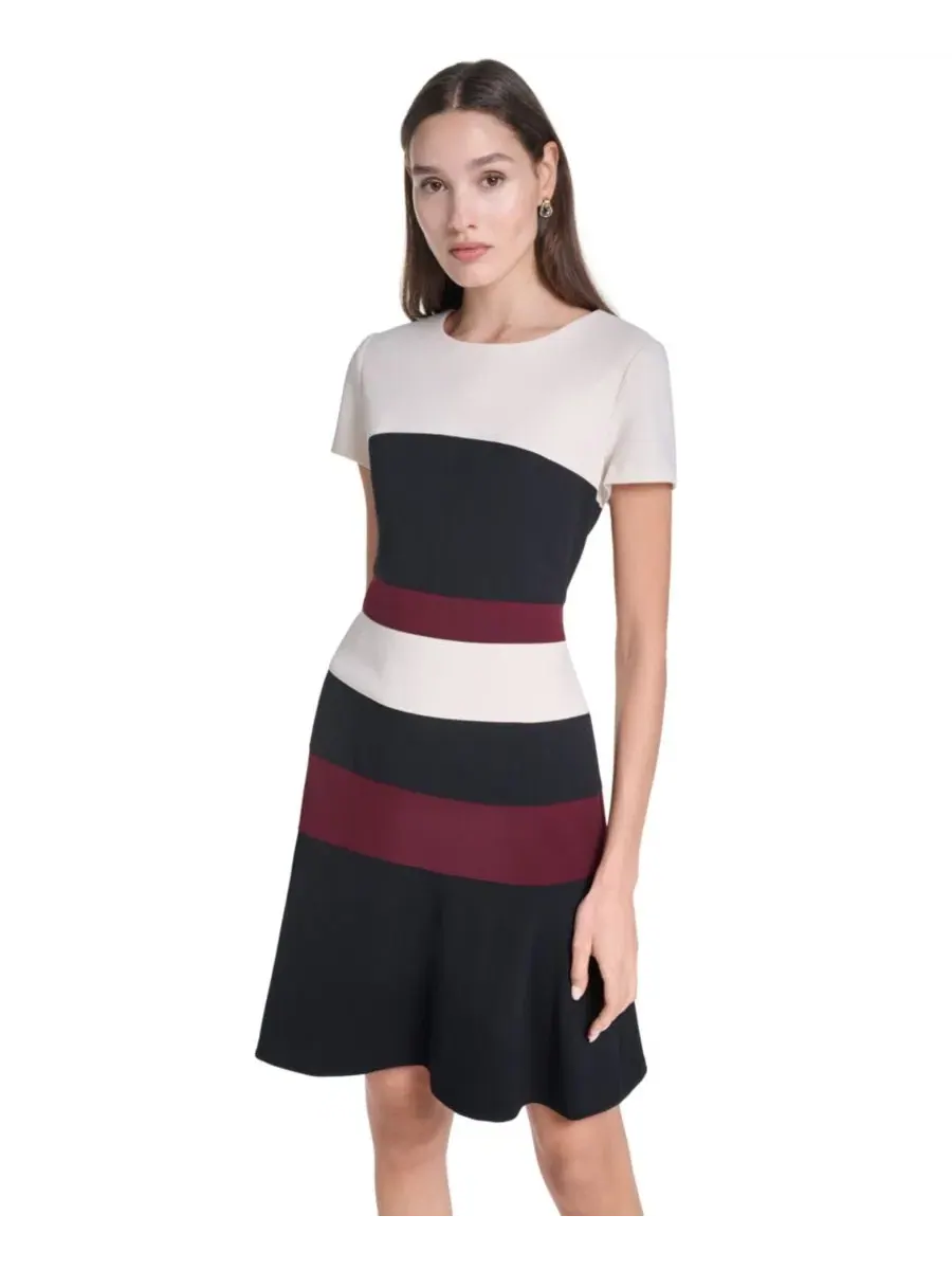 Платье-футляр с коротким рукавом и цветовым блоком Tommy Hilfiger — изображение 3 из 5, белый/черный