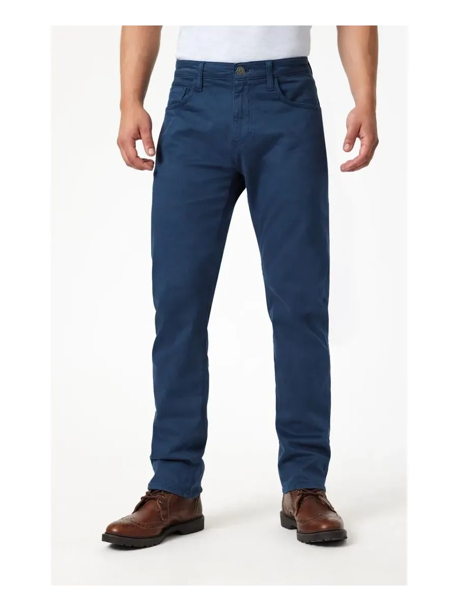 Mavi Jeans Мужские повседневные брюки Zach прямого кроя из саржи цвета «небесный» — изображение 1 из 6, индиго