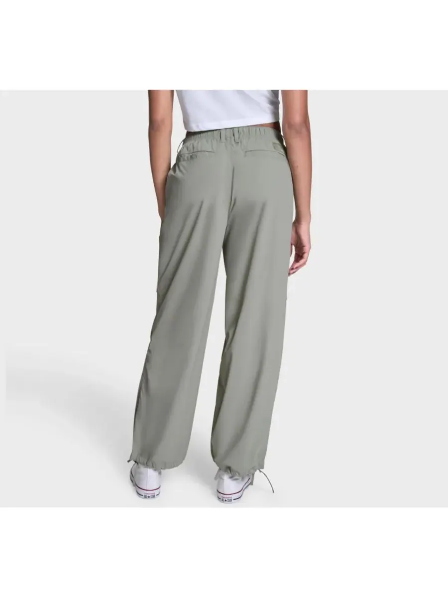 Женские свободные технологичные брюки Converse, светлый-field surplus — изображение 2 из 6