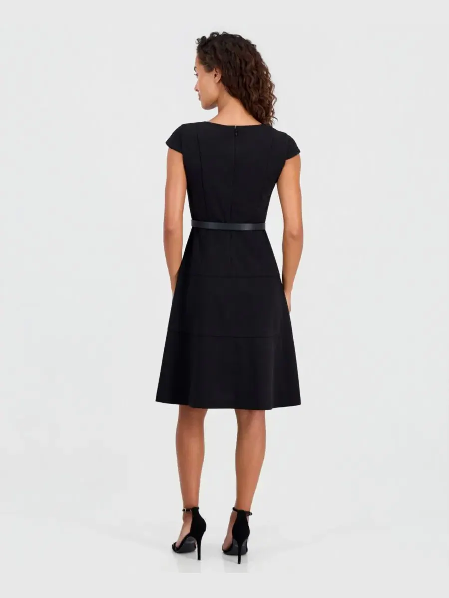 Платье с капюшоном и поясом Anne Klein — изображение 5 из 5, черный