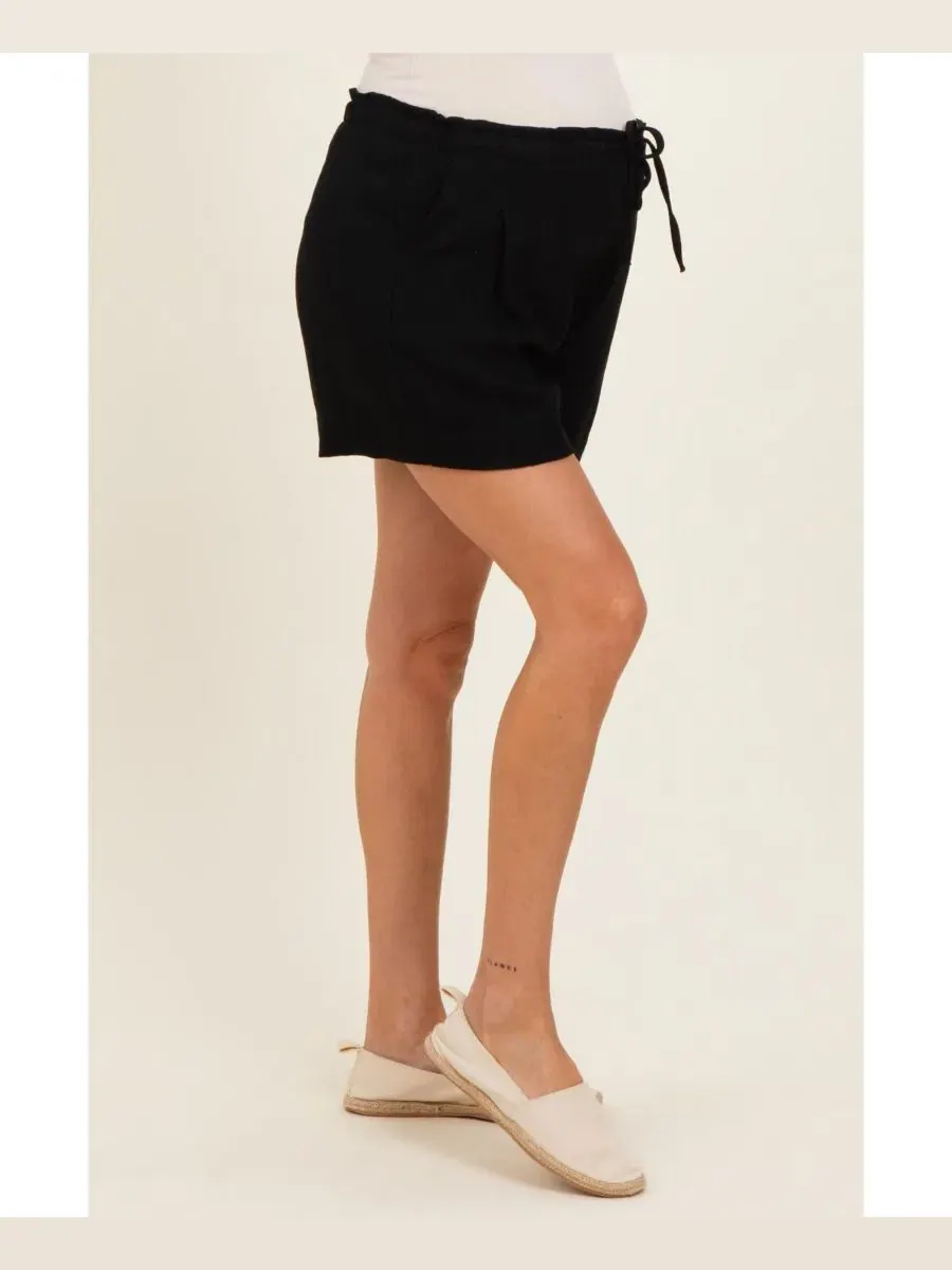 Шорты для беременных на завязках с защипами, модель Drawstring Pleated Maternity Shorts Pinkblush — изображение 3 из 5
