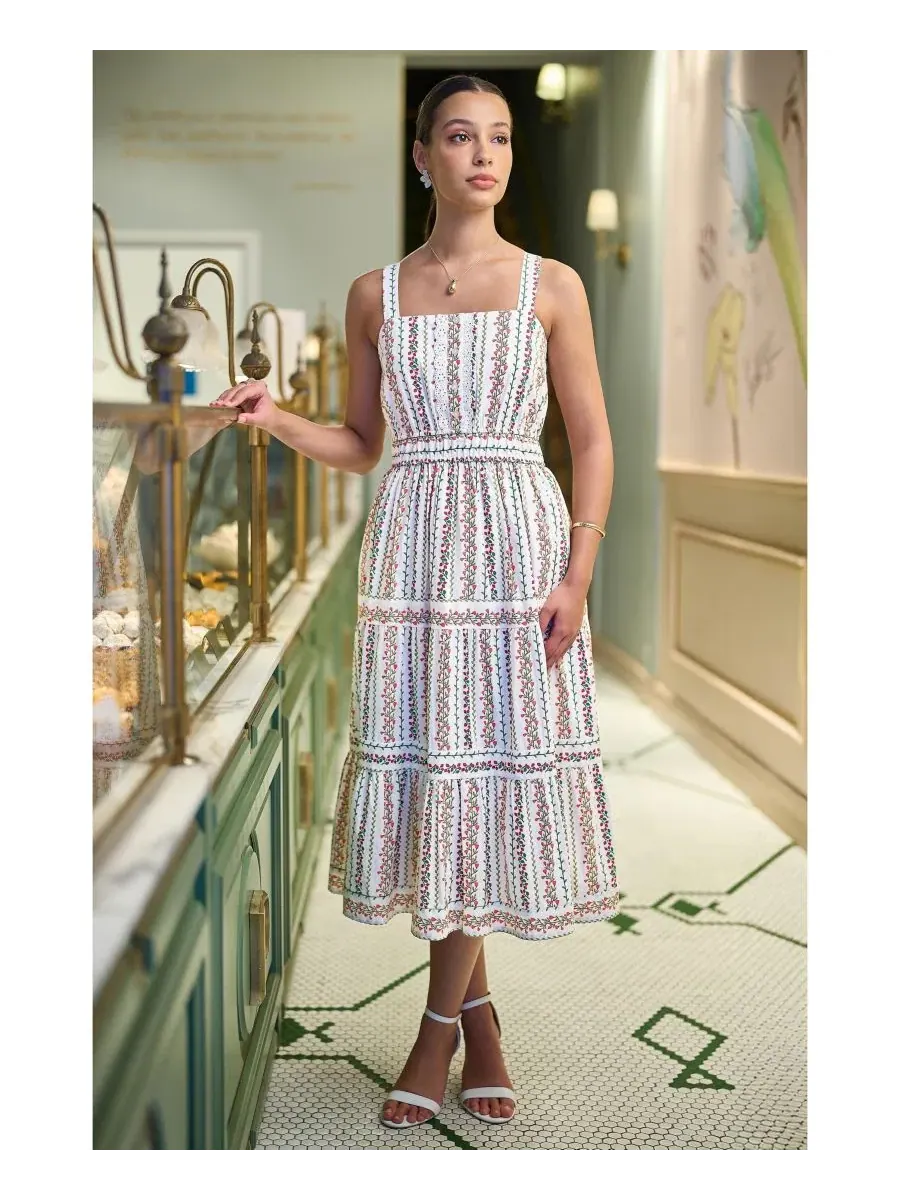 Платье-миди с цветочным принтом и кружевной отделкой Botanical Stripe Lace Trim Yumi — изображение 4 из 8, белый