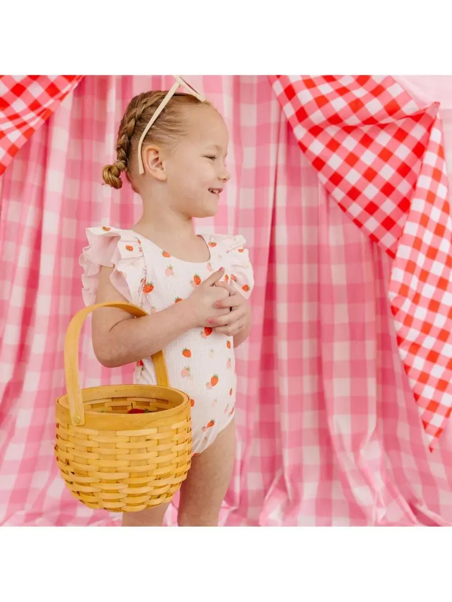 Милый купальник для маленьких девочек с ягодным рисунком Sweet Wink — изображение 7 из 7, розовый