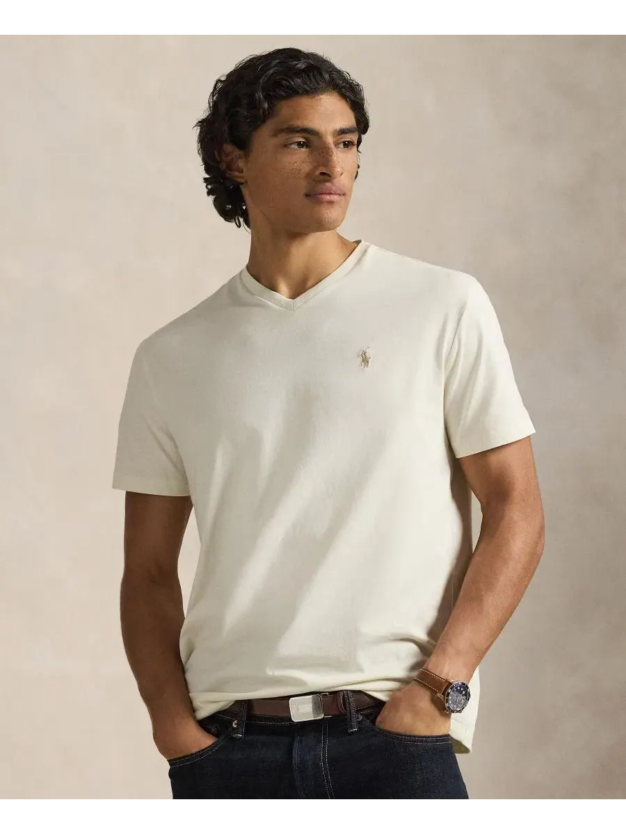 Мужская футболка V-образным вырезом Classic-Fit с вышитой эмблемой Polo Ralph Lauren — изображение 1 из 5, кремовый