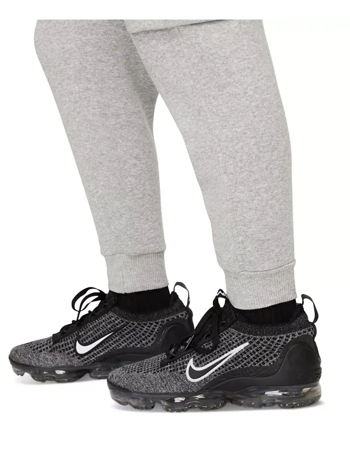 Мальчики и девочки 8-10 лет спортивная одежда Club Fleece карго-штаны Nike — изображение 2 из 4, серый