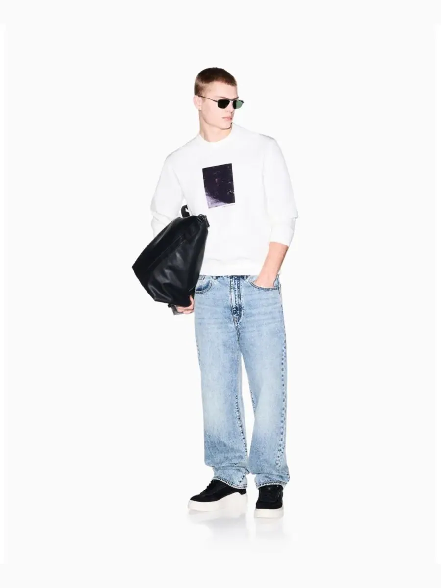 Мужская толстовка с круглым вырезом и цветочным принтом в коробке A|X Armani Exchange — изображение 2 из 5, белый