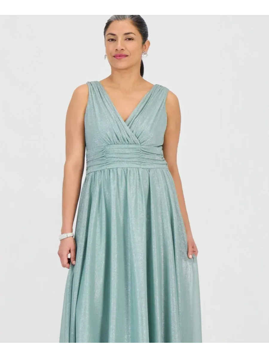 Платье-футляр без рукавов с запахом, модель Petite Surplice-Neck Sleeveless Shimmer Dress Connected — изображение 3 из 5
