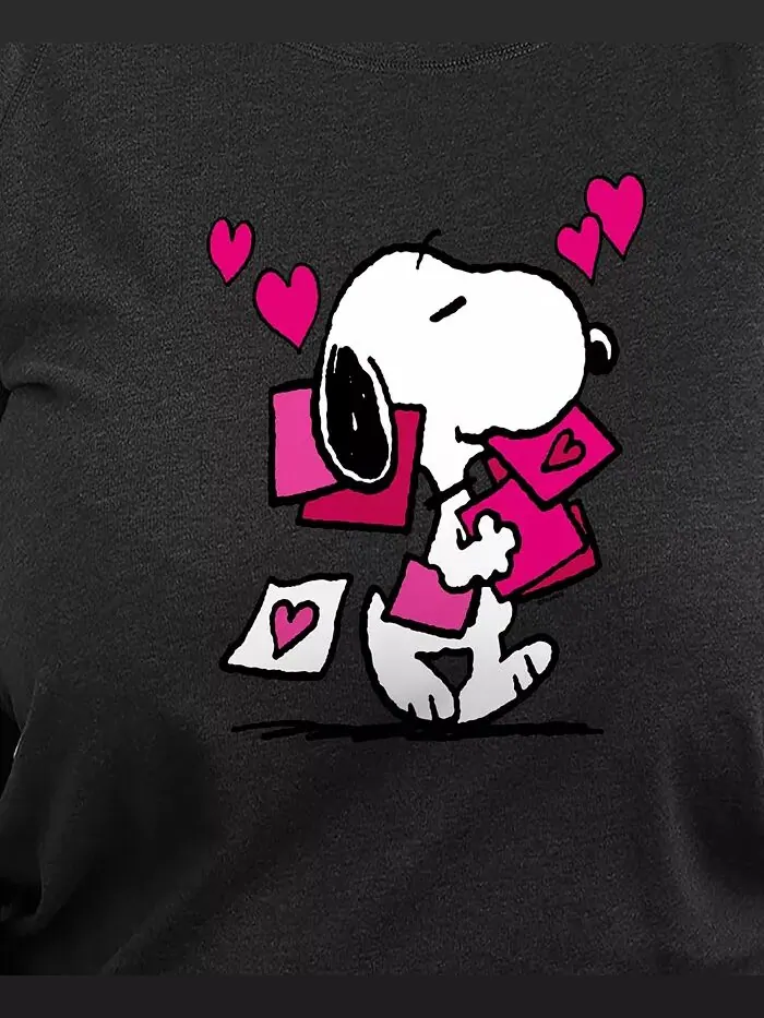 Топ с круглым вырезом и принтом «День святого Валентина» с рисунком «Peanuts Snoopy» больших — изображение 3 из 3, черный