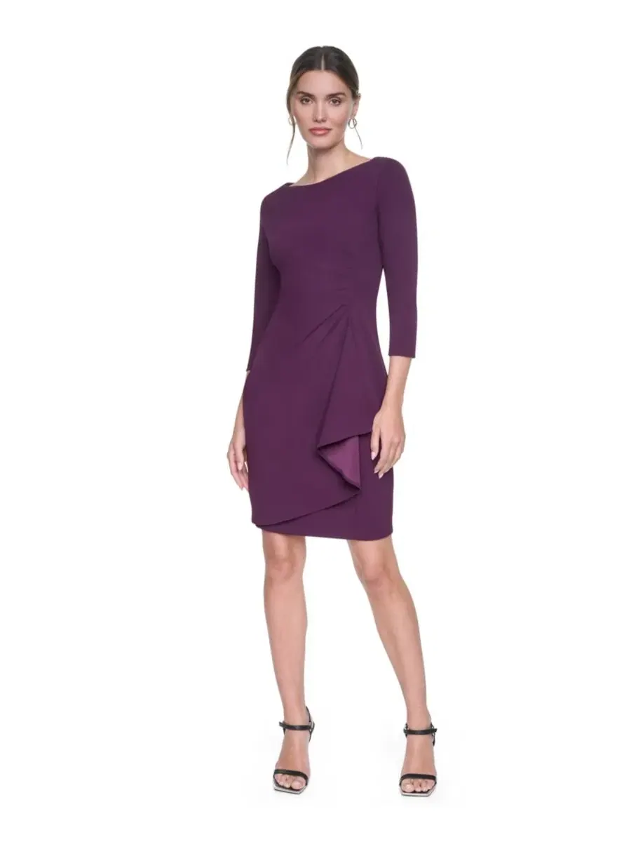 Платье-футляр с драпировкой и лодочкой, 3/4 рукав DKNY — изображение 1 из 5, изюмный фиолетовый