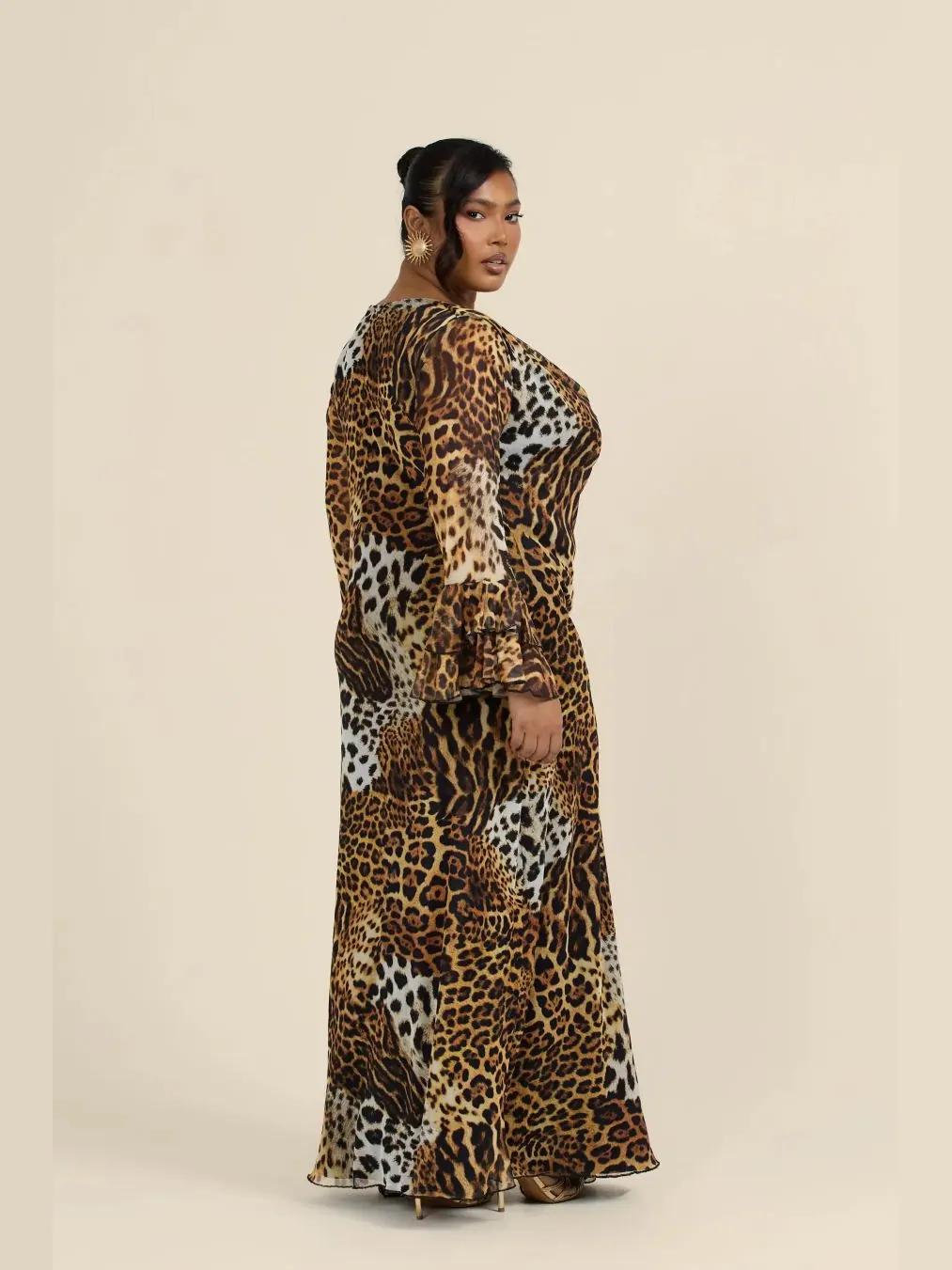 Женское длинное платье с оборками и леопардовым принтом FASHION-SZN CURVE — изображение 3 из 8, коричневый
