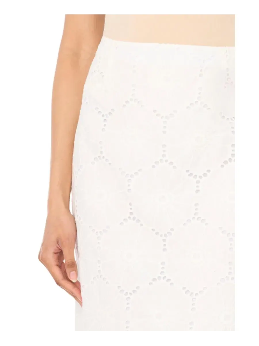 Юбка миди с вышивкой и фигурным краем, модель Embroidered Scalloped Hem Midi Skirt Vince Camuto — изображение 3 из 4, белый