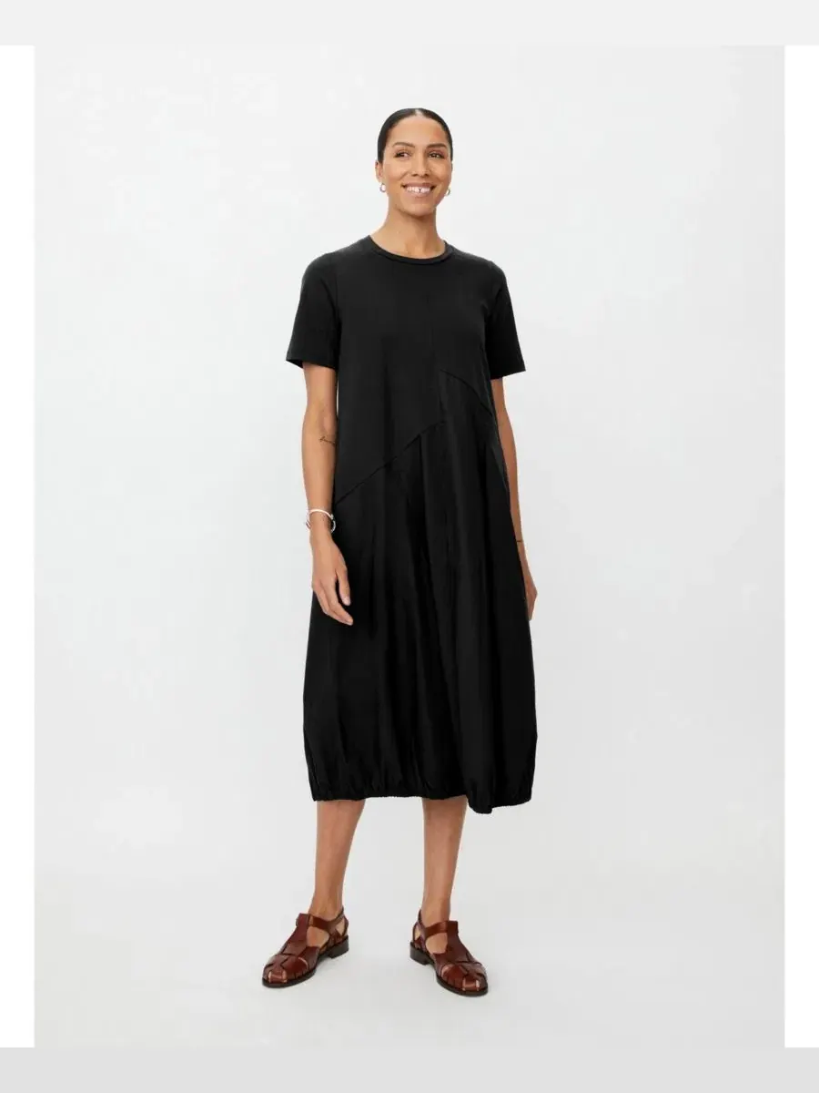 Платье миди с коротким рукавом Manaholin Short Sleeve Midi Dress Masai Copenhagen — изображение 1 из 5, черный