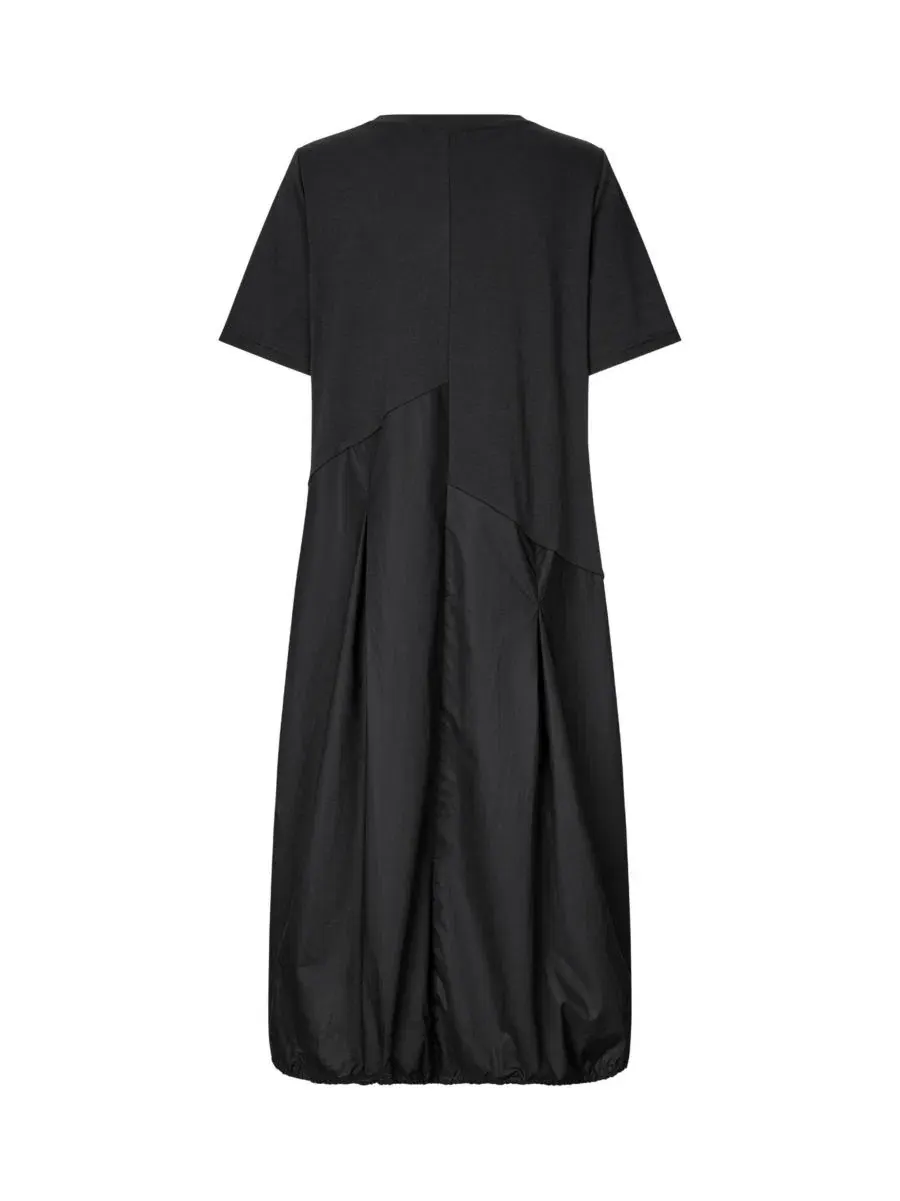 Платье миди с коротким рукавом Manaholin Short Sleeve Midi Dress Masai Copenhagen — изображение 4 из 5, черный