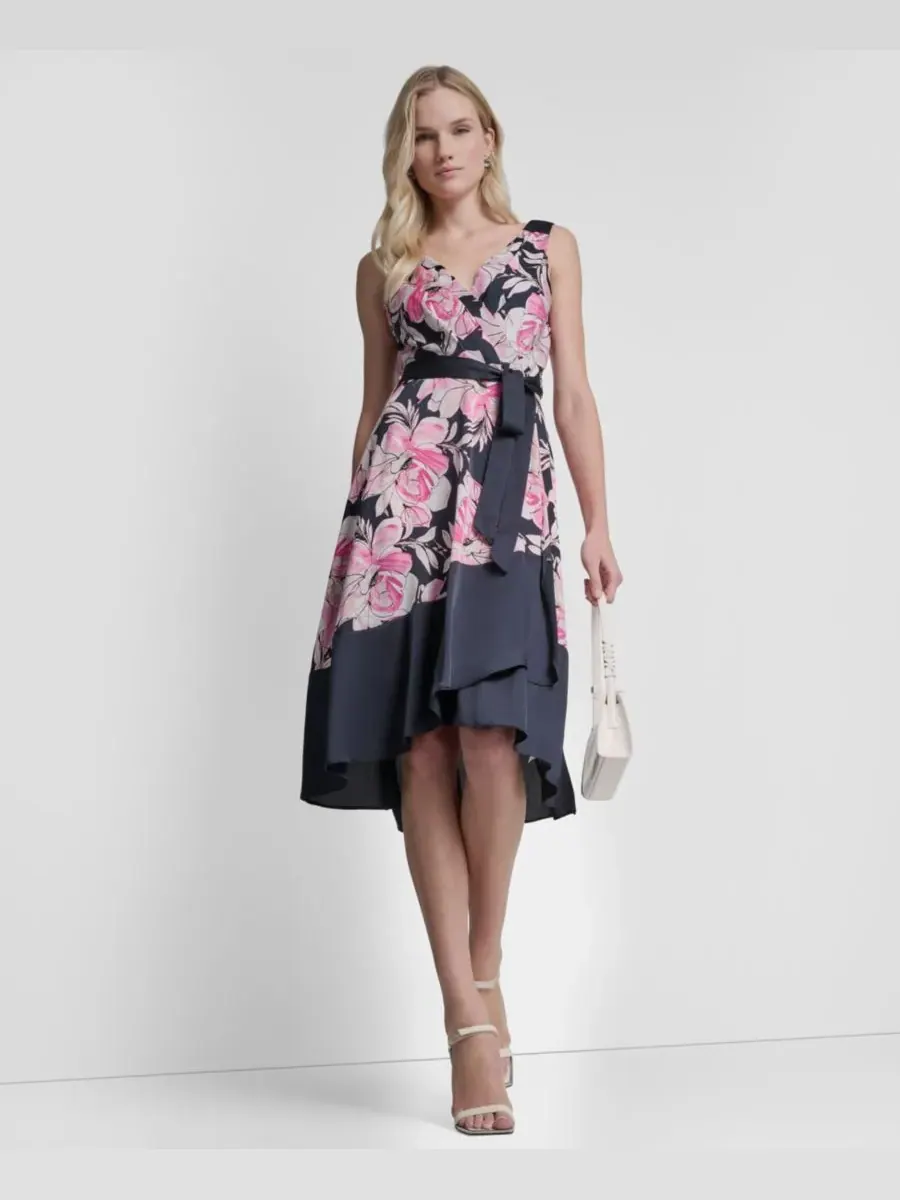 Женское платье с запахом и асимметричным подолом DKNY
