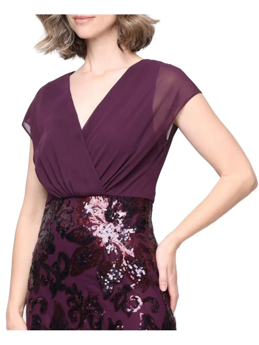 Платье с пайетками, V-образным вырезом и драпировкой, модель Women's Sequined V-Neck Surplice — изображение 2 из 3, баклажан