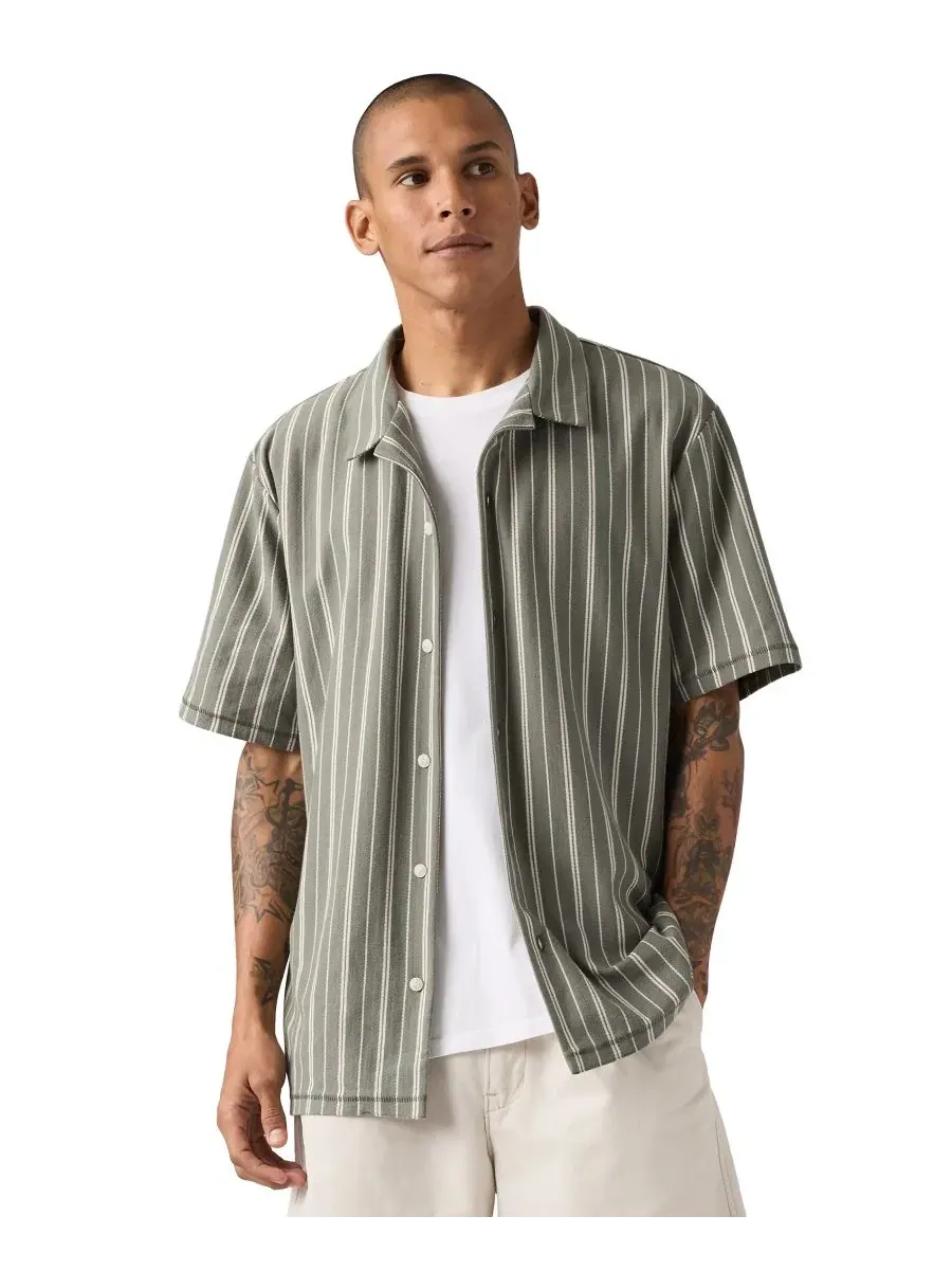 Мужская рубашка-поло с коротким рукавом, модель Knit Camp Shirt Levi's — изображение 1 из 4, базиликовый