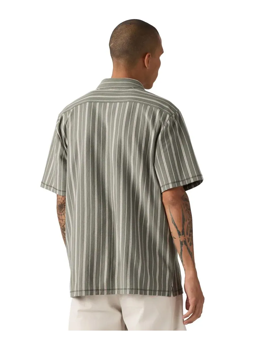 Мужская рубашка-поло с коротким рукавом, модель Knit Camp Shirt Levi's — изображение 4 из 4, базиликовый