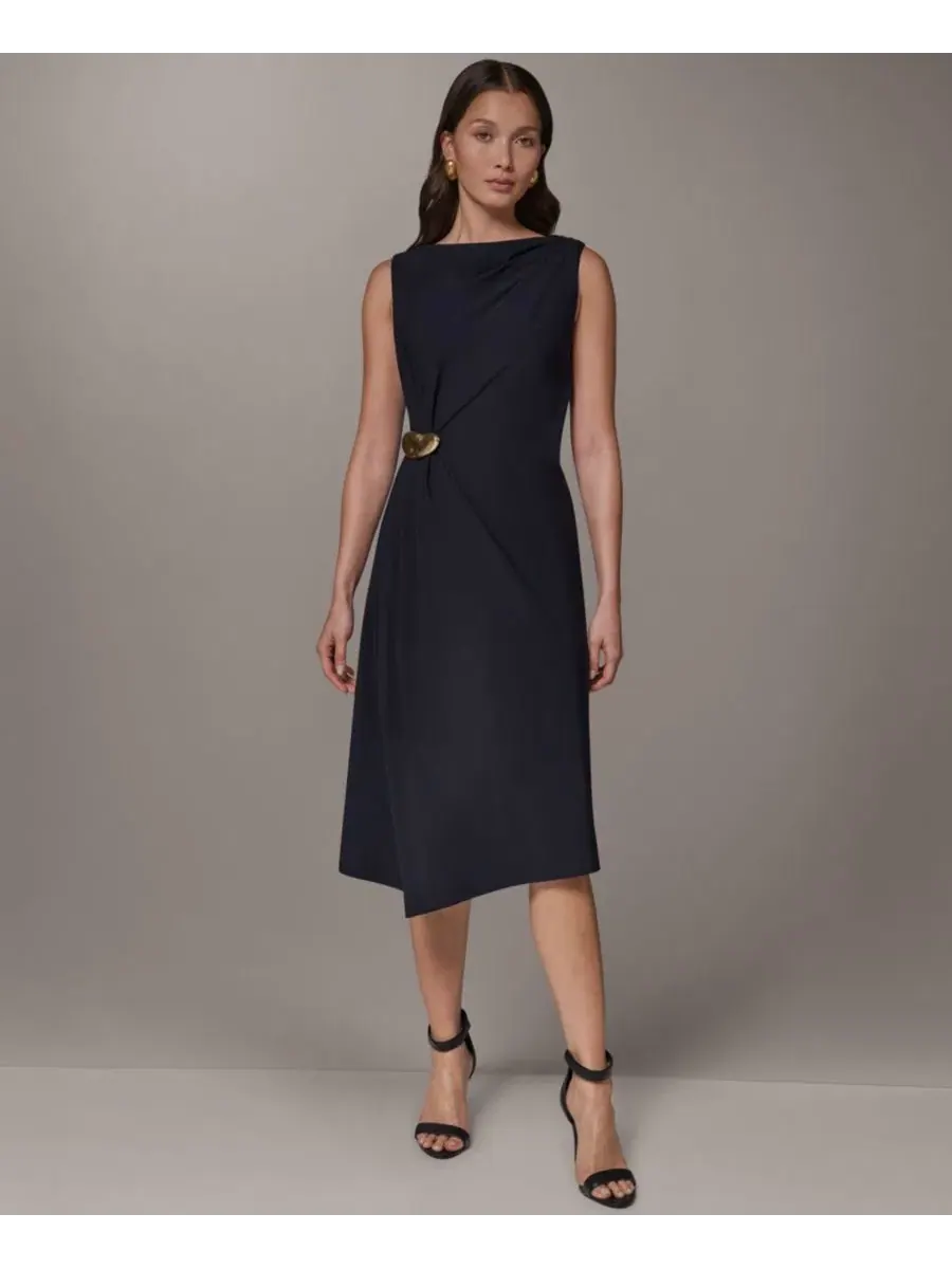 Платье-футляр без рукавов с драпировкой Donna Karan New York — изображение 1 из 5, черный