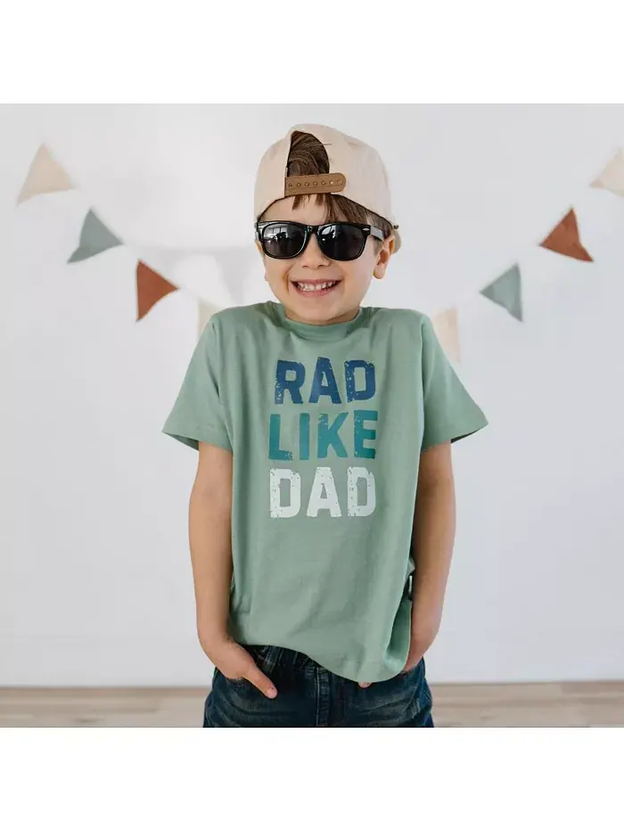 Футболка с коротким рукавом для мальчиков Rad Like Dad Sweet Wink — изображение 4 из 7, шалфейный