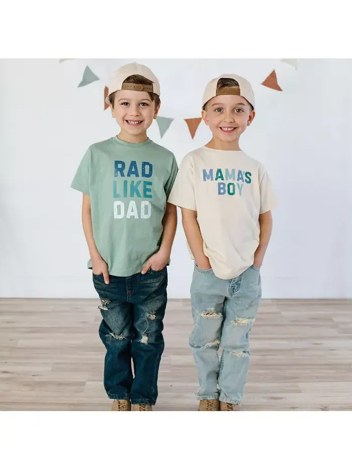 Футболка с коротким рукавом для мальчиков Rad Like Dad Sweet Wink — изображение 7 из 7, шалфейный