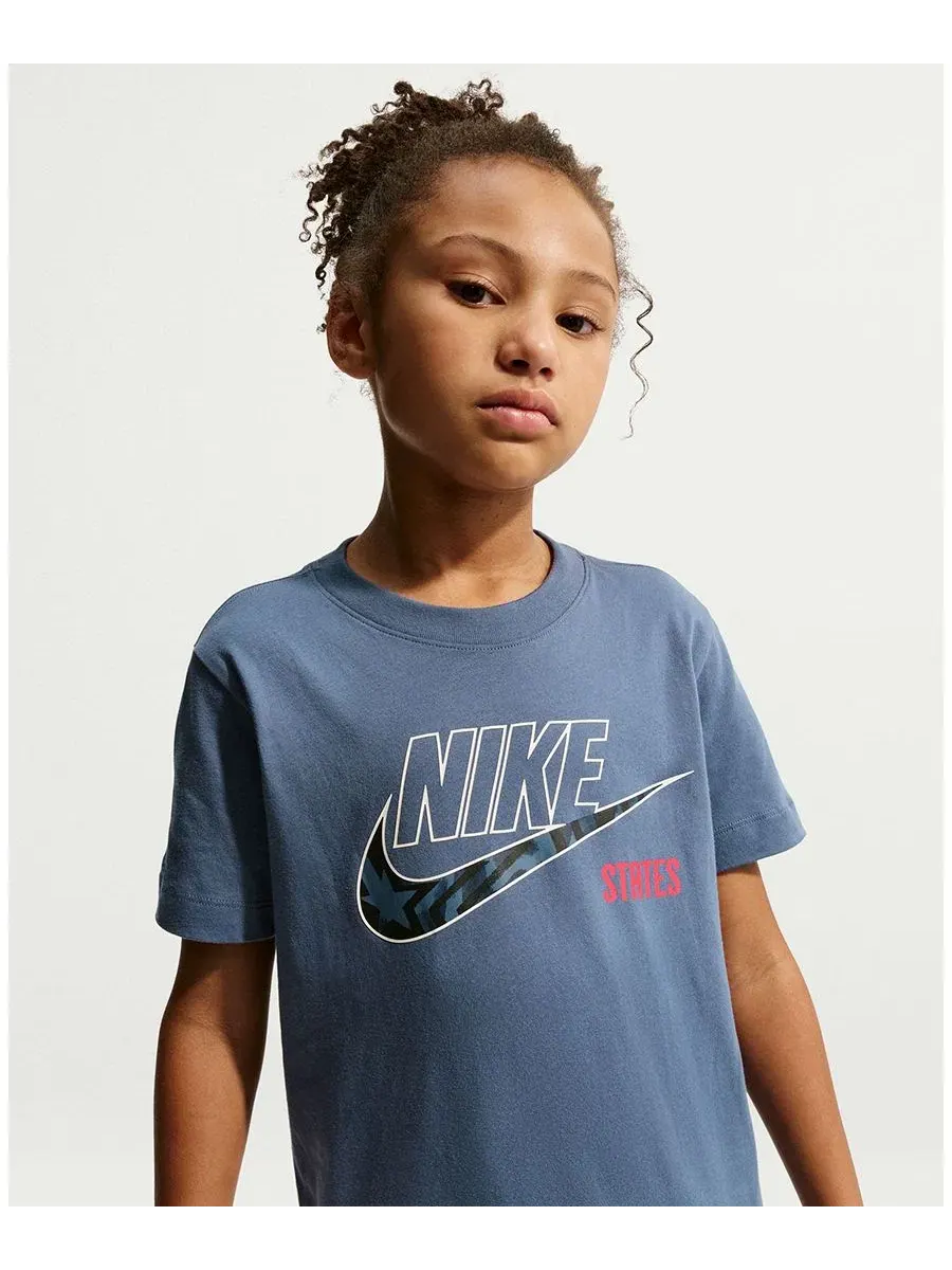 Футболка для мальчиков и девочек USA Futura Soccer Nike — изображение 2 из 5, синий