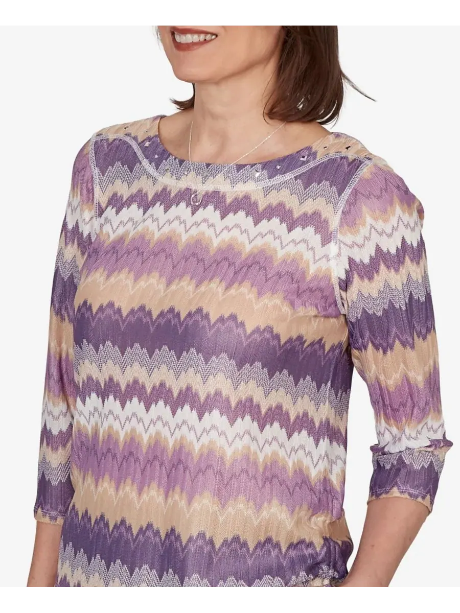 Топ с волнистым принтом Petite Grand Bazaar Rippled Stripes Alfred Dunner — изображение 4 из 5, аметист