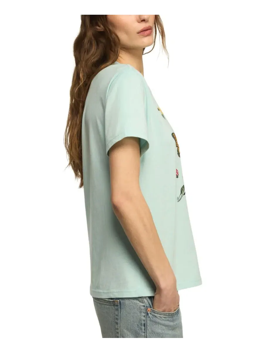 Футболка свободного кроя с вышивкой-бабочкой, модель Embellished Butterfly Print Boyfriend T-Shirt — изображение 2 из 4