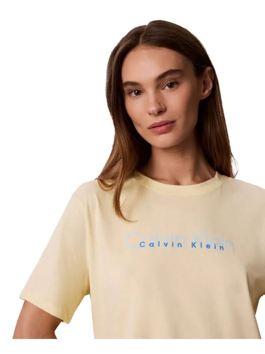 Футболка Calvin Klein Performance с принтом — изображение 4 из 5, кремовый
