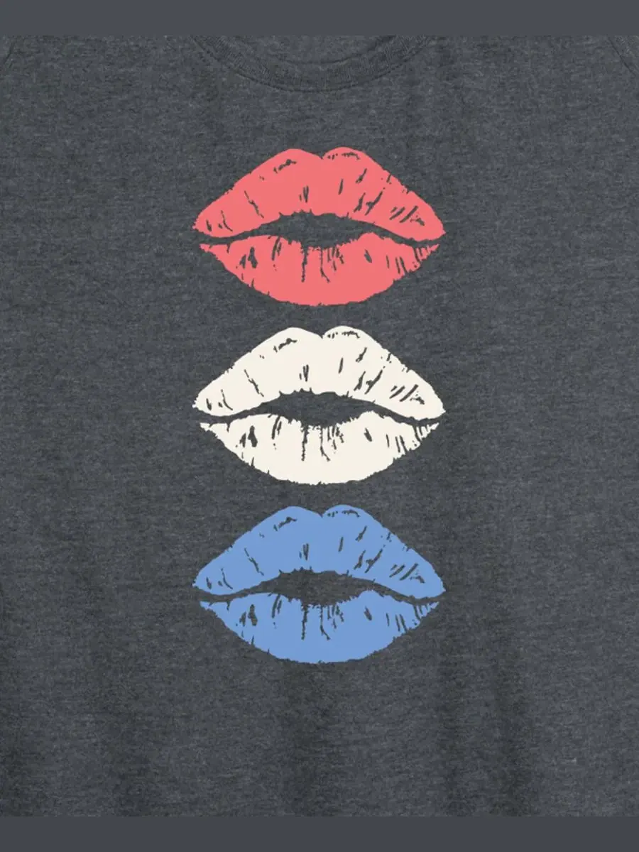 Топ-майка на бретелях с принтом Instant Message Red White Blue Lips Hybrid Apparel — изображение 2 из 3, темно-серый