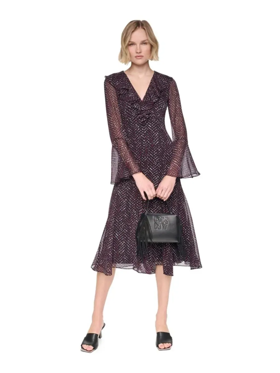 Платье миди DKNY с воланами, с V-образным вырезом — изображение 2 из 6, бордовый мульти